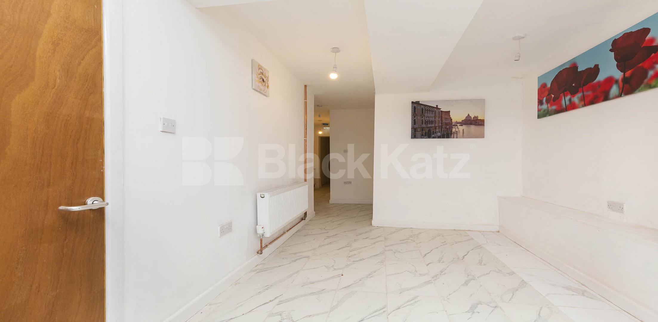 4 bedroom 4 bathroom house with large garden  Antill Road , Seven Sisters